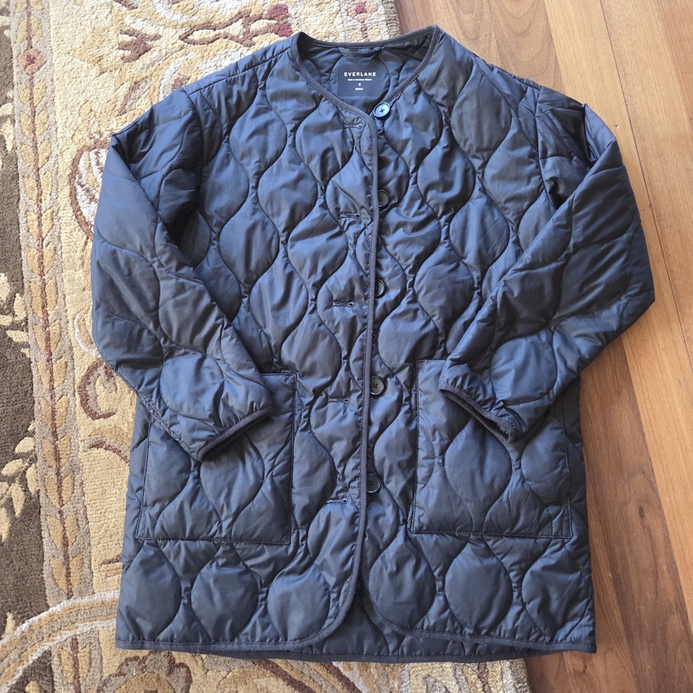 Everlane Quilted Jacket - Black - Size small